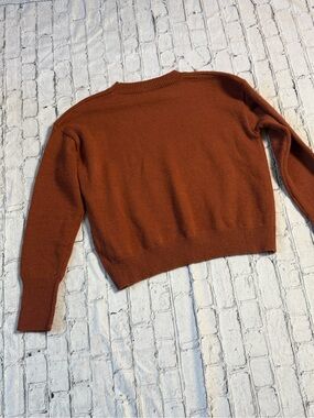 Burnt orange sweatshirt